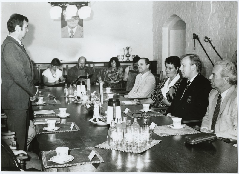 Tallinna delegatsioon Schwerini ringkäigul, linnavalitsuses, 12.06.1989. a.