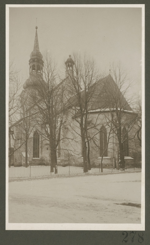 Tallinn. Tallinna toomkirik. Vaade idast läände.