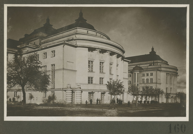 Tallinn. Eesti Teater Estonia hoone.