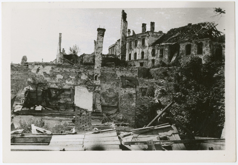 Narva 1944.a. Sauna varemed.