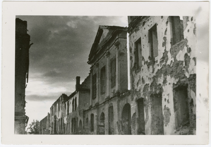 Purustatud Narva 1944.a.