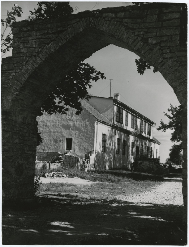 Stseen filmist "Gladiaator" (1969, rež. Veljo Käsper). Pilguse Psühhiaatriahaigla (endine Pilguse mõis)