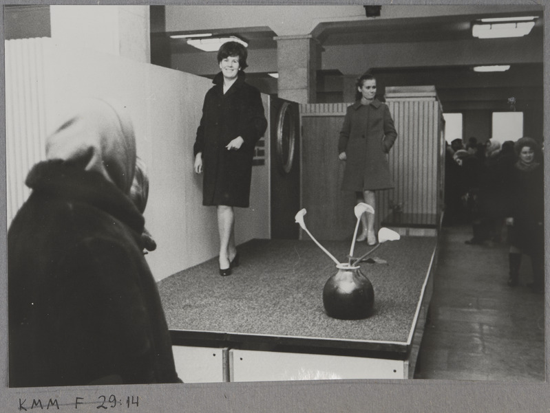 Moedemonstratsioon Tallinna Kaubamajas.