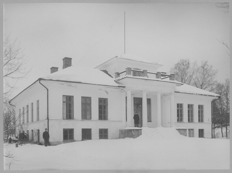 Pirgu mõis pärast 1905.a ülestõusu käigus toimunud mõisate põletamist.