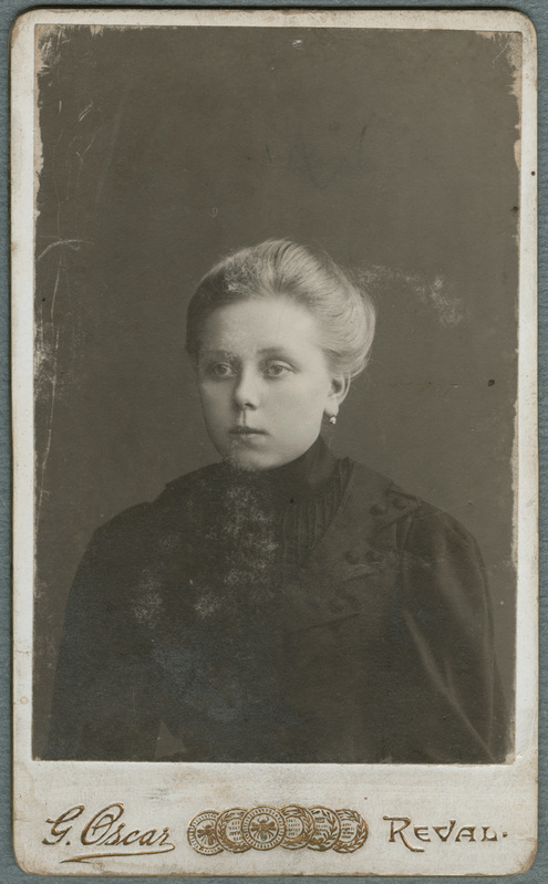 Rindportree - Maria Ümarik