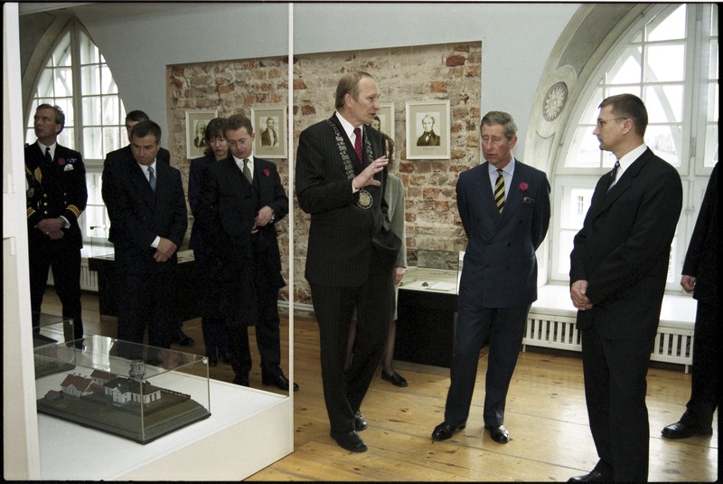 Briti kroonprints Charles külaskäik Tartu Ülikooli,  6. nov. 2001