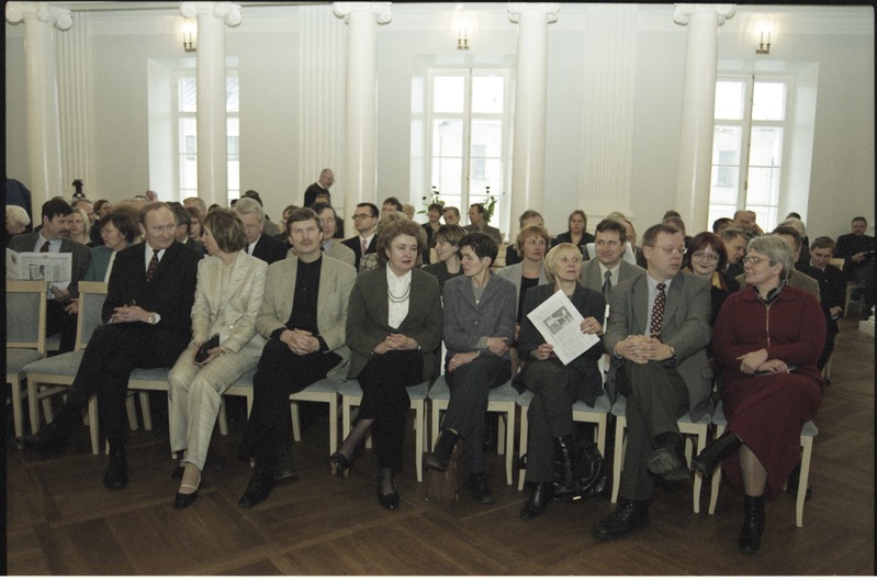 Tartu Ülikooli rektori valimised aulas, 28. veebr. 2003