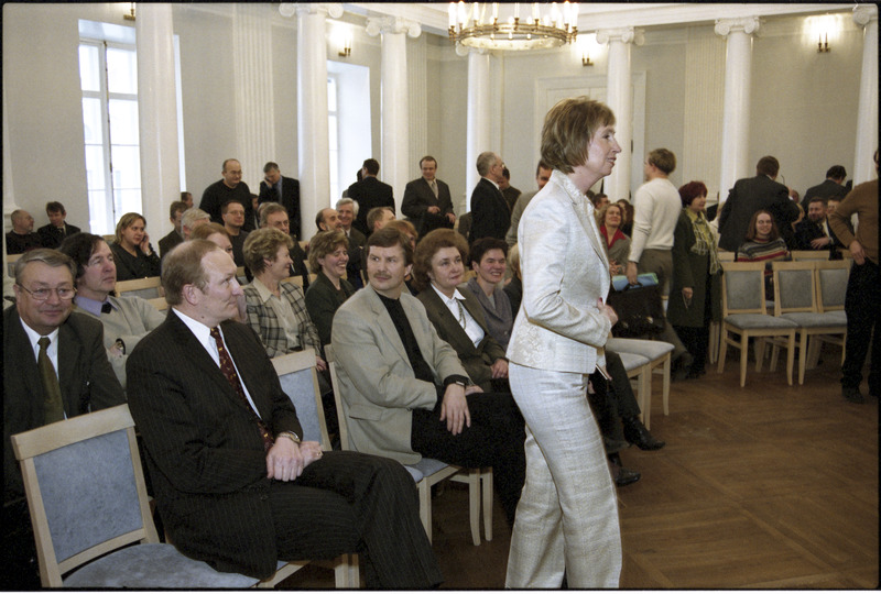 Tartu Ülikooli rektori valimised aulas, 28. veebr. 2003