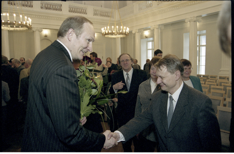 Tartu Ülikooli rektori valimised aulas, 28. veebr. 2003