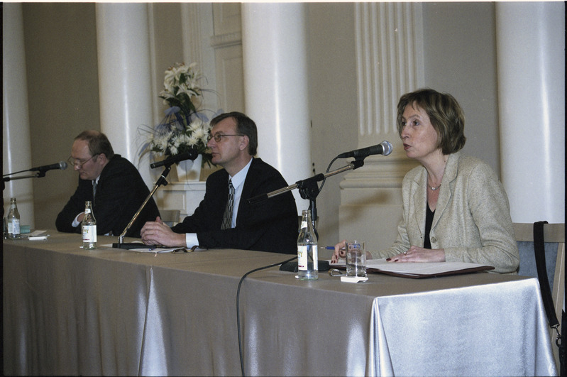 Rektorikandidaatide debatt Tartu ülikooli aulas, 25. veebr. 2003