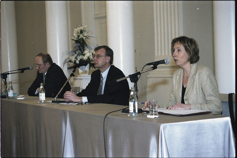 Rektorikandidaatide debatt Tartu ülikooli aulas, 25. veebr. 2003