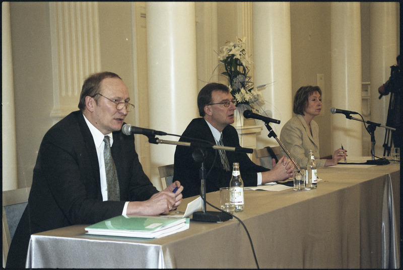 Rektorikandidaatide debatt Tartu ülikooli aulas, 25. veebr. 2003