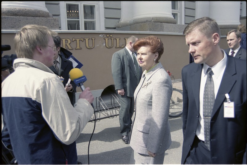 Balti riikide presidentide külaskäik Tartu Ülikooli, 23.- 24. apr. 2003