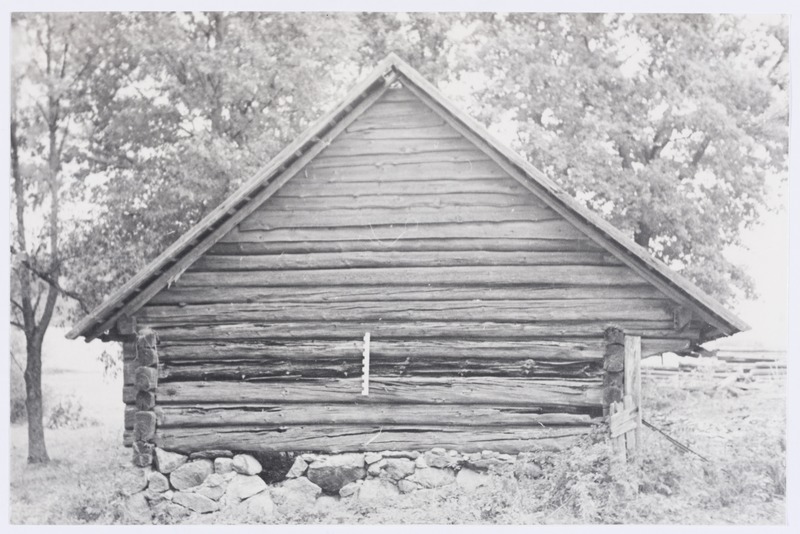 Rusi talu laut-küün, laudapoolne otsasein.