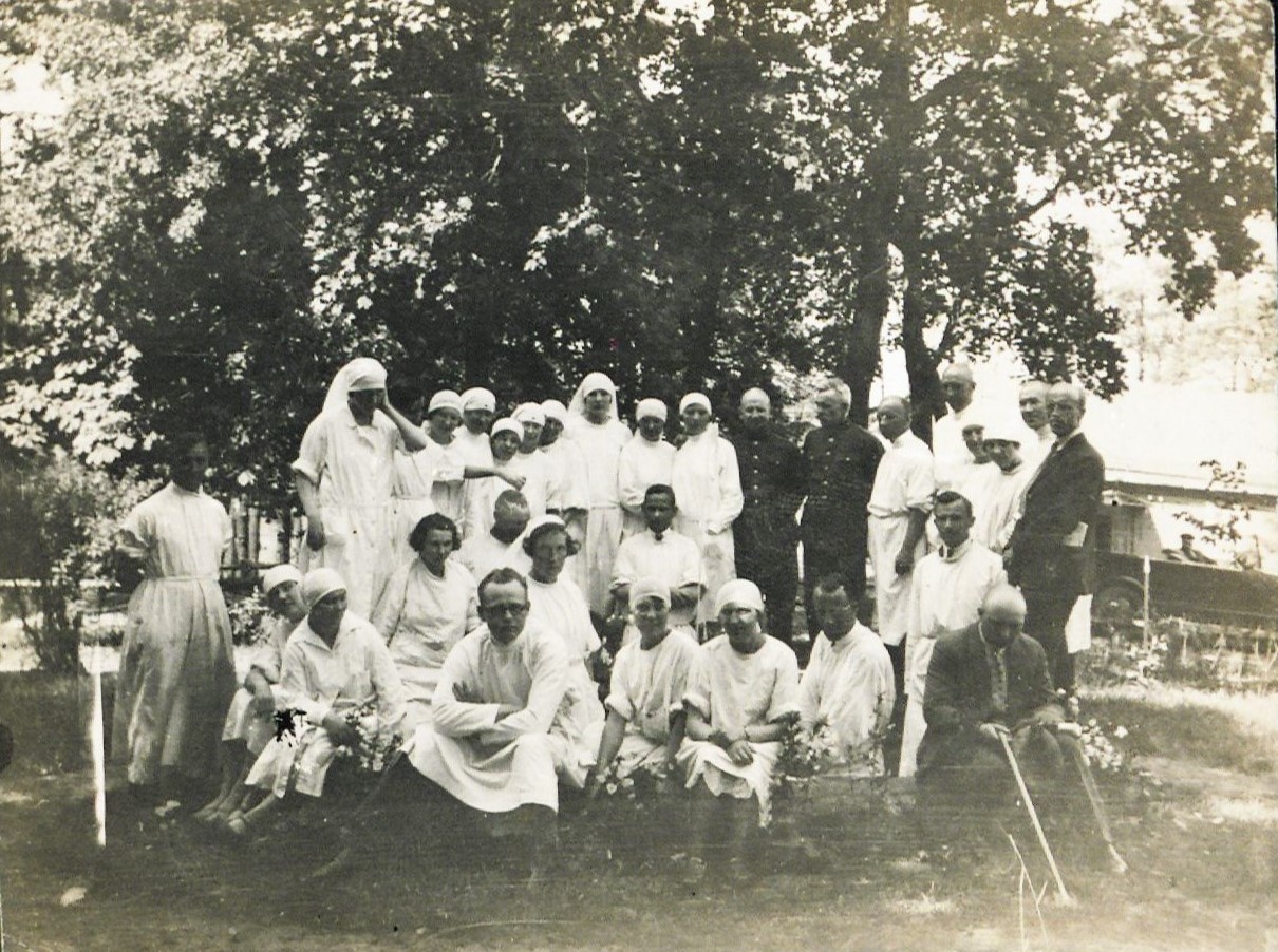 Military Central Hospital staff