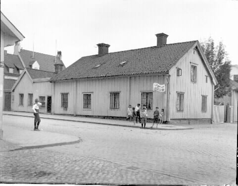 "Vatten Anders" gård, Nyköping ca 1910