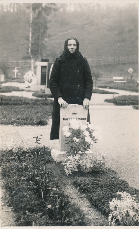 Reamees Karl Feldmanni haud Rakvere kalmistul