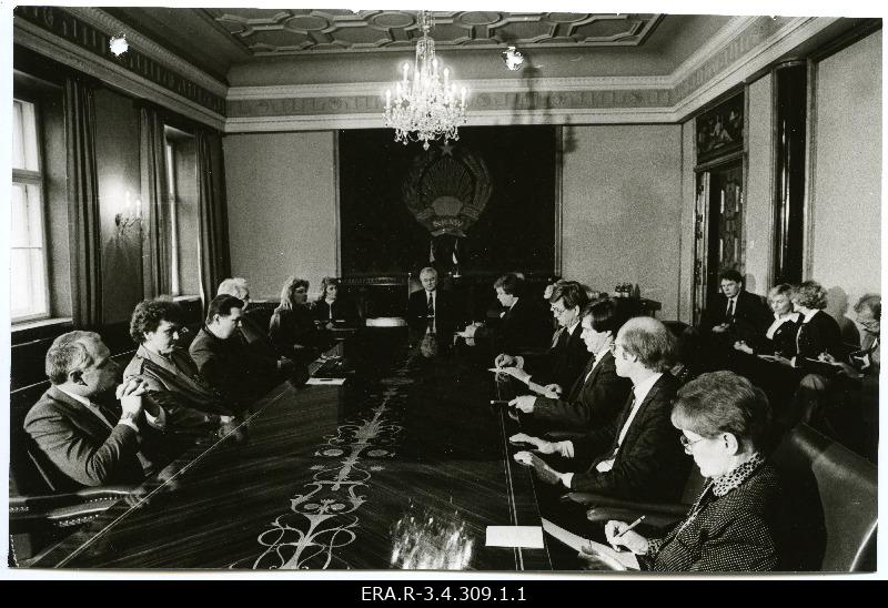 Delegation of the Social Committee of the Finnish Parliament in the Presidium of the Supreme Council of the USSR in Kadriorg