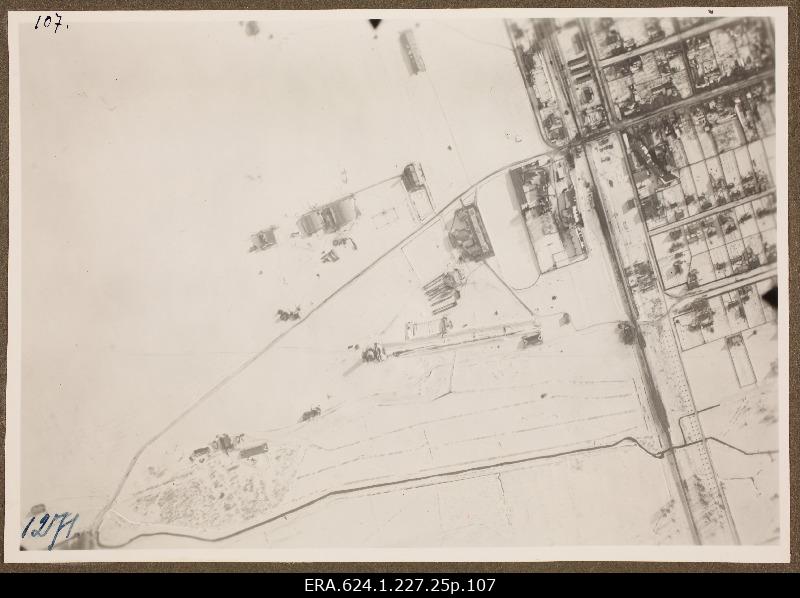 View from air to snow settlement; photo 1. Number of photo positives in the air force auction