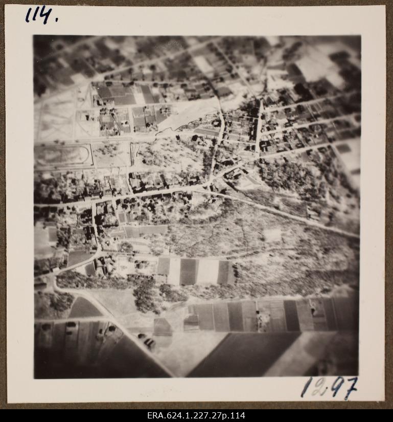 View of the air [Rakvere?] For the city; photo 1. Number of photo positives in the air force auction