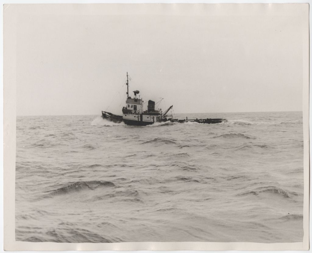 puksiir "Triigi" merel