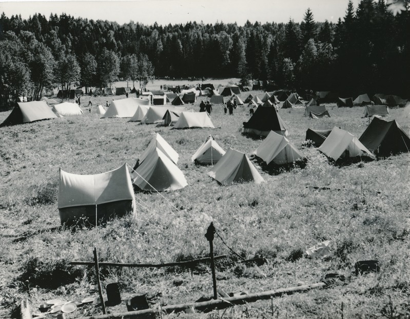 Neeruti, orienteerujate laager