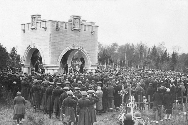 Vabadussõja mälestusehise avamine Tallinna Kaitseväe kalmistul