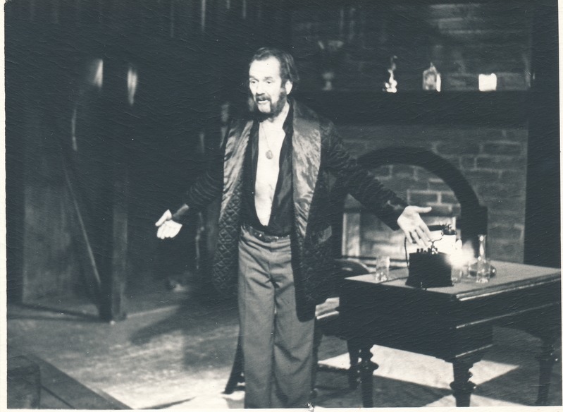 Rakvere teatri lavastus Mäng