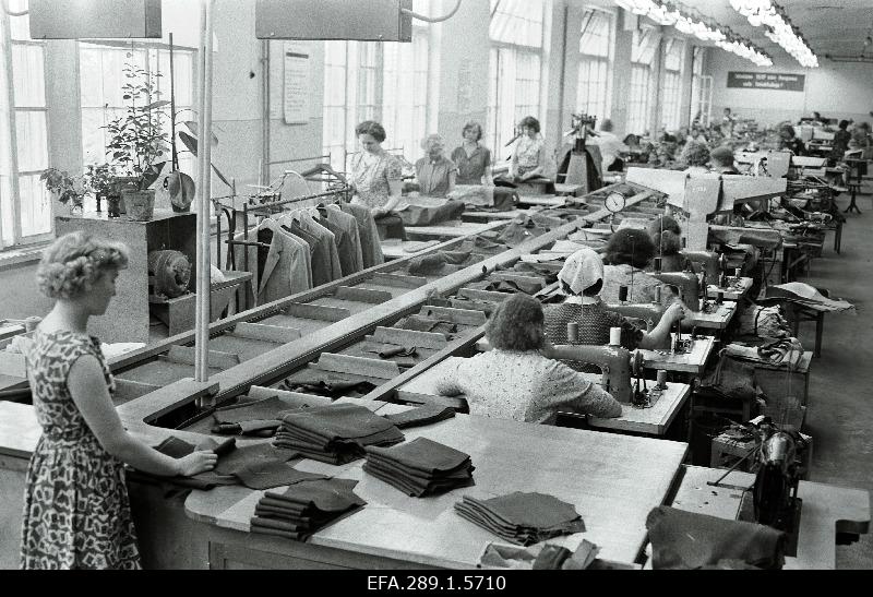 Sewing factory Baltic suits sewing tsech.