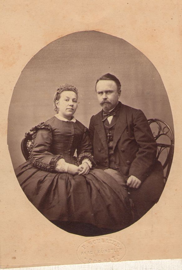 Foto. Dr. T. Mühlenthal oma pruudi L. Steiniga. 1864.