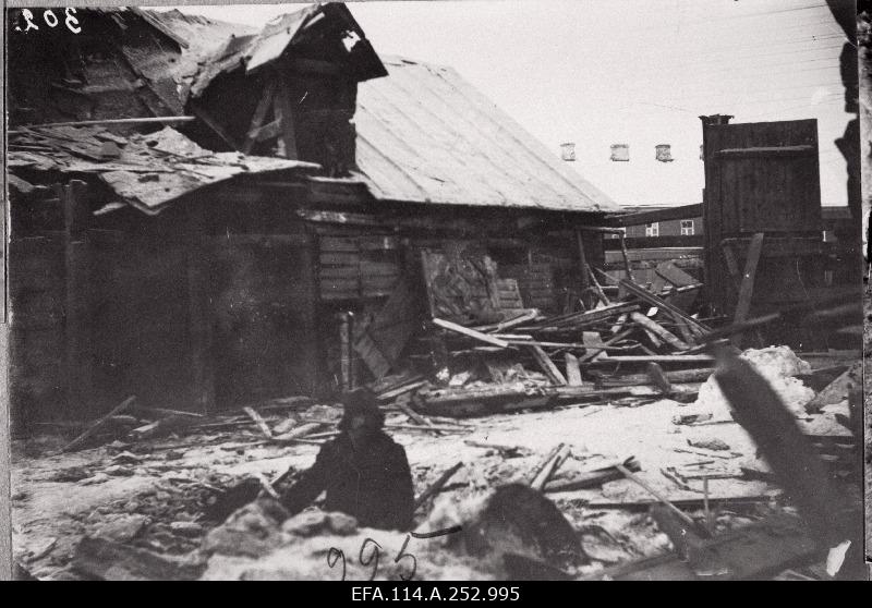 War of Liberty. The Red Army's artillery fire damaged housekeeping.