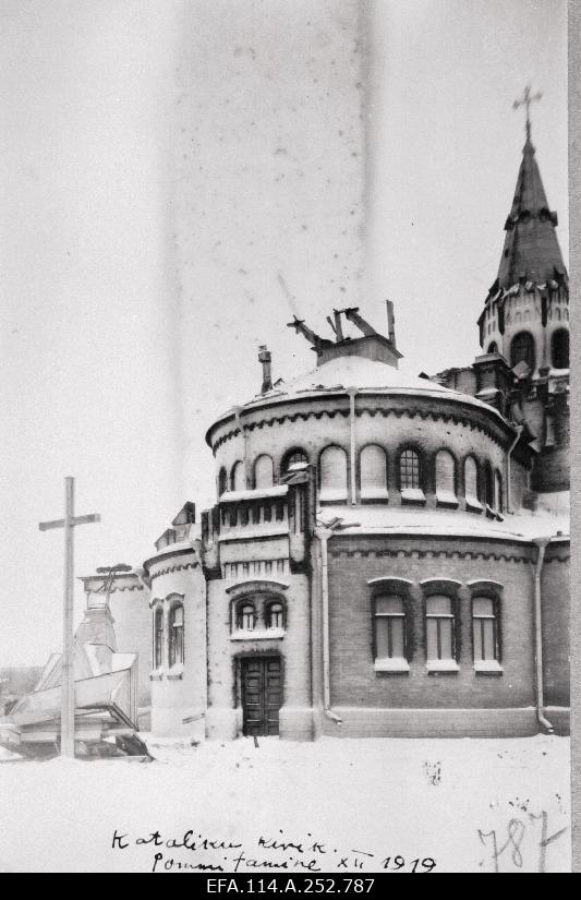 War of Liberty. The Catholic Church of Narva Saint Antonius, which suffered from the fire of the Red Army artillery.