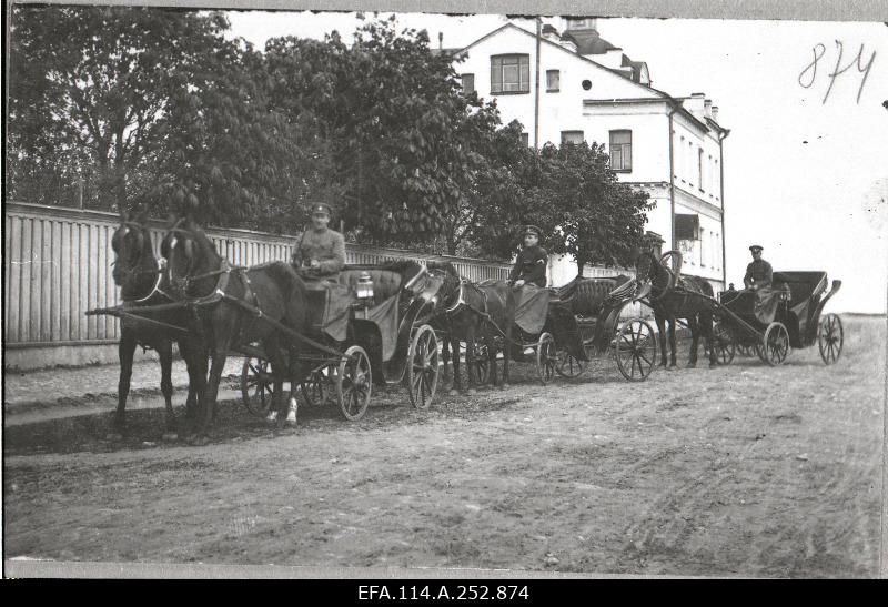 The soldiers were climbing with cuffs.