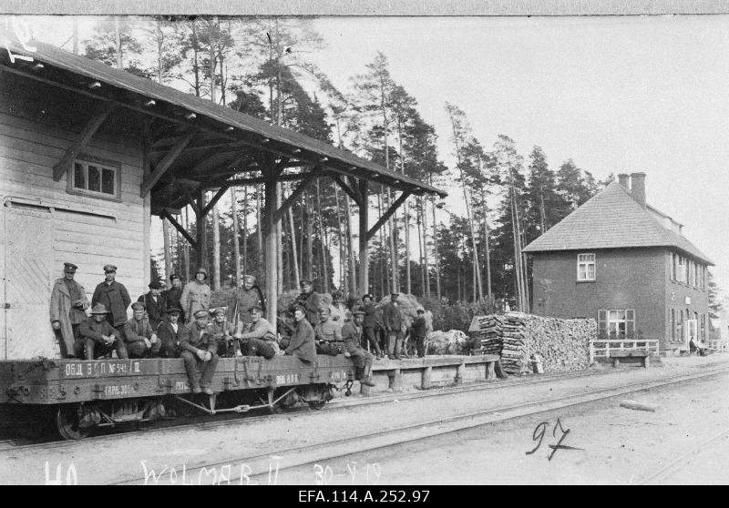 War of Liberty. The 3rd Division's team Volmari (Valmiera) narrow-track railway station.