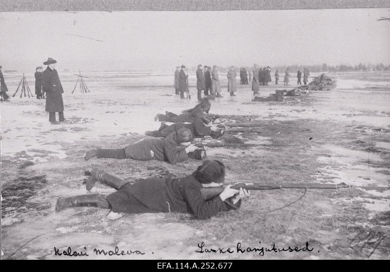 War of Liberty. Kalevlaste Maleva soldiers trained in Lasnamäe column.