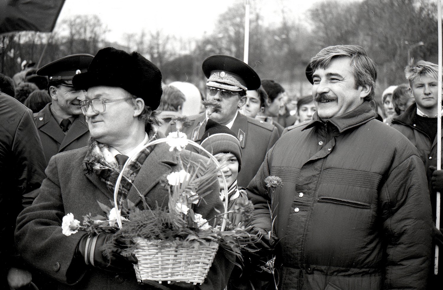 Interrinne 90 (34) Pavel Panfilov and Vladimir Lebedev - Interrinne 90. In the field of freedom. Pavel Panfilov, member of the NLKP XXVIII Congress and Vladimir Lebedev.