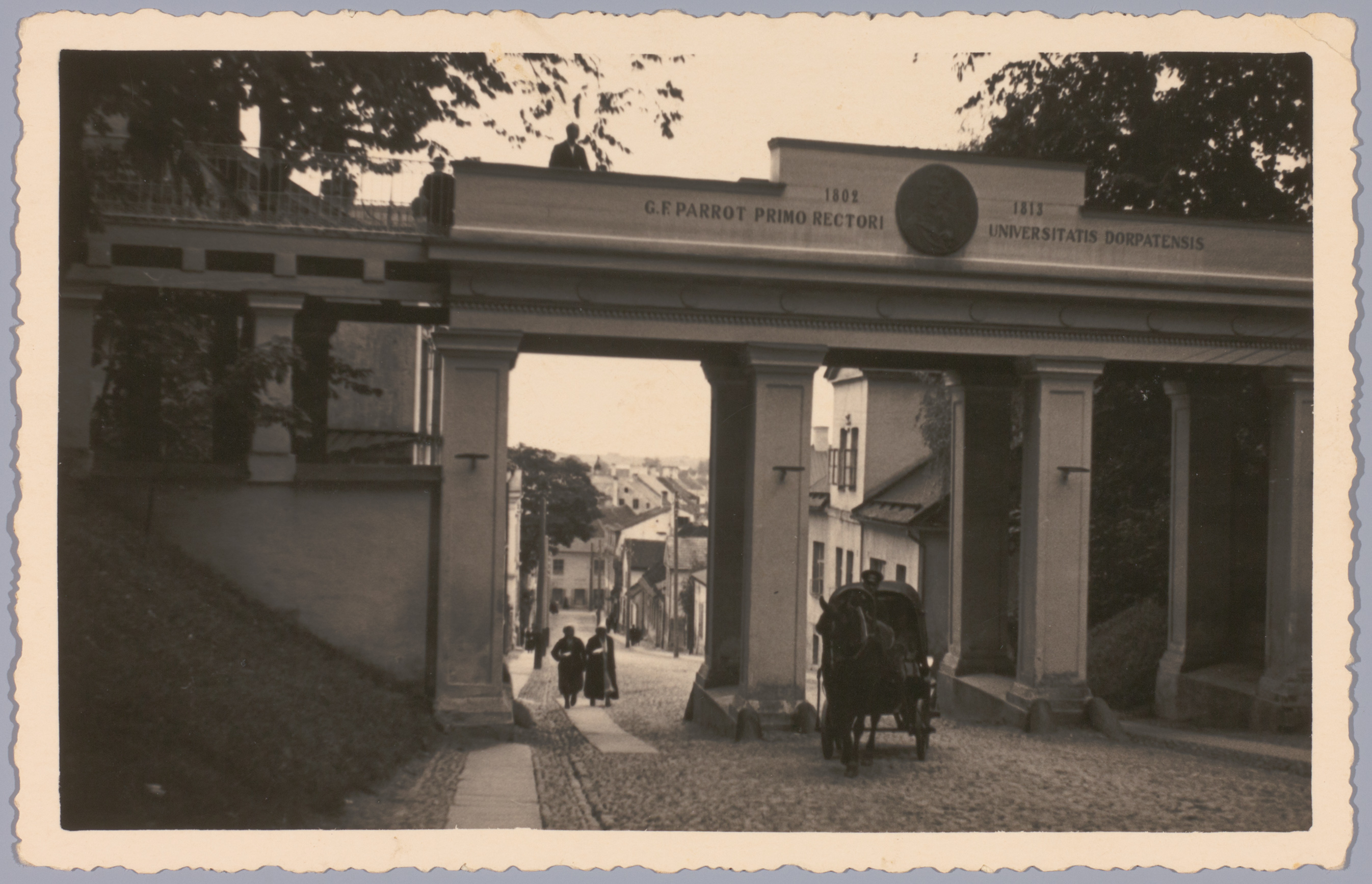 Postkaart Andrus Ansipi kogust. Inglisild