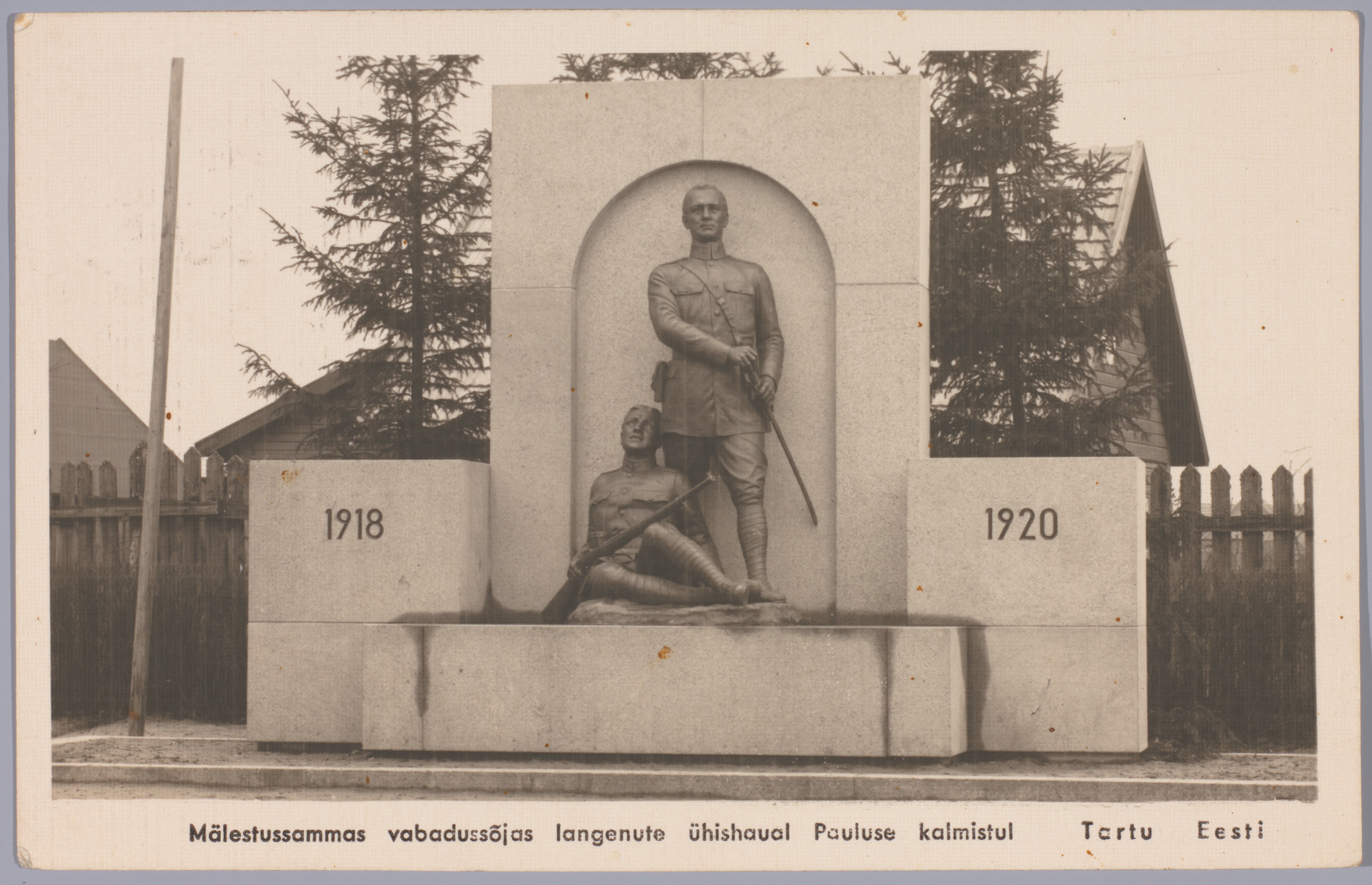 Postkaart Andrus Ansipi kogust. Vabadussõja mälestussammas Pauluse kalmistul