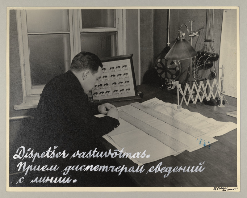 Dispetšer vastuvõtmas.