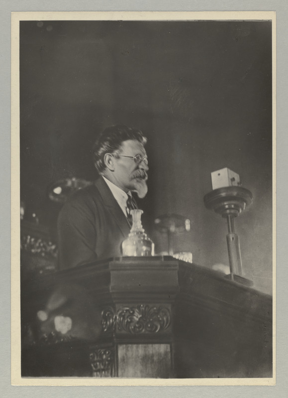 Foto M.I.Kalinini elust ja tegevusest. IV Nõukogude kongress aprill 1927.a.