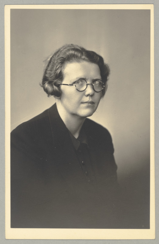 Portree: Aliide Pesur - ENSV Ülemnõukogu 1. koosseisu saadik 1940.a.