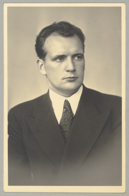 Portree: Georg Toompuu - ENSV Ülemnõukogu saadik 1941. a.