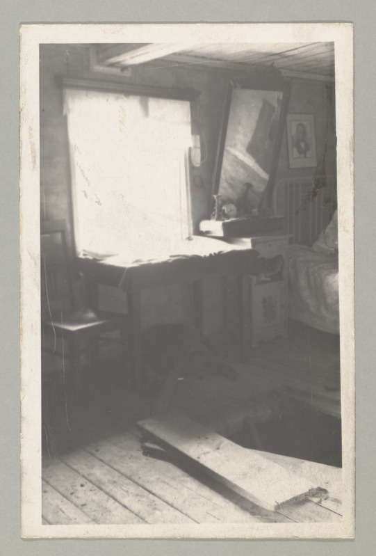 Uku talu Sauel. Talus varjas end 1921.a. Viktor Kingissepp ja asus põrandaalune trükikoda ning peeti EK(b)P II kongress. V. Kingissepa tuba