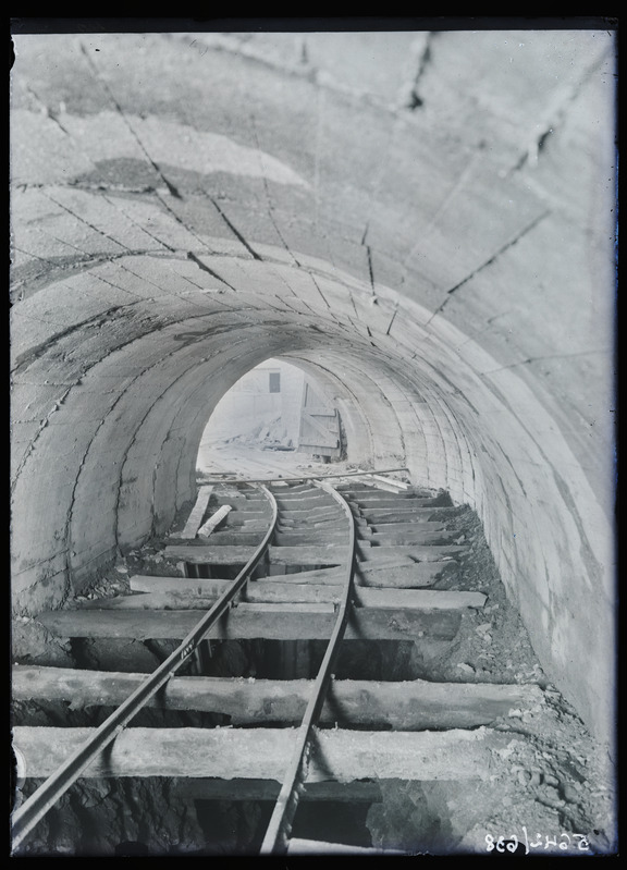 Käik kaevandusse (Kiviõli?)