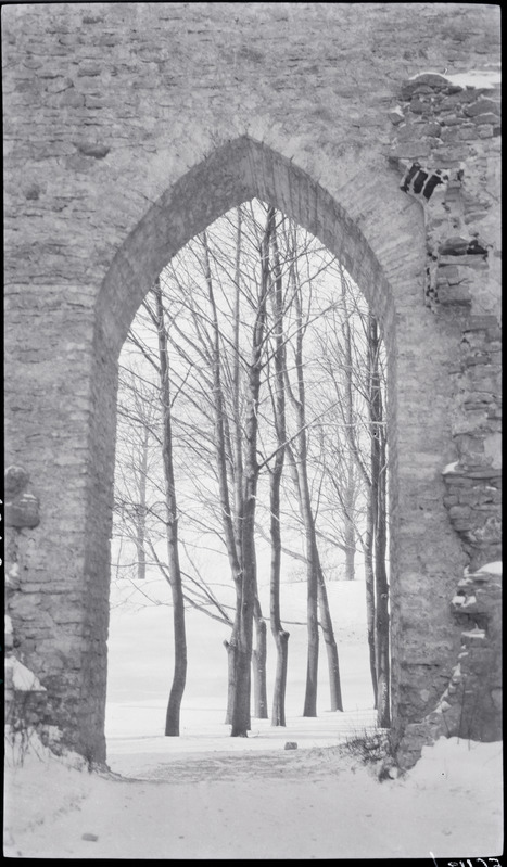 Sissekäik lossimüüris