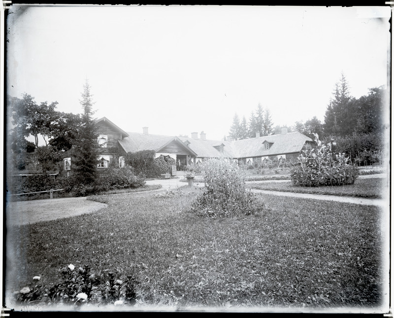 Vana-Roosa mõisa härrastemaja