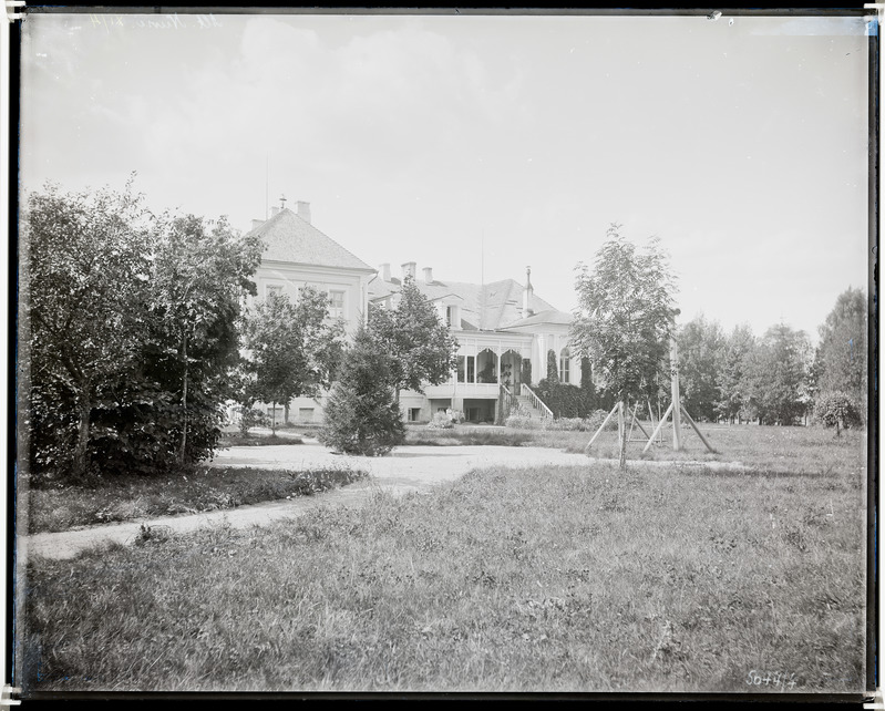 Vana-Nursi mõisa härrastemaja