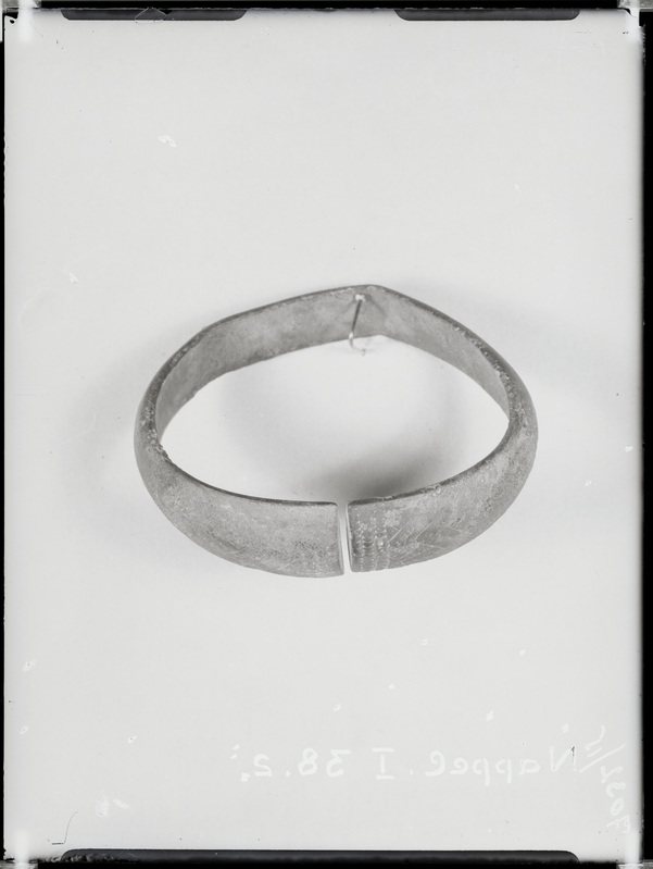 Arheoloogiline leid. Vabala leid - hõbedast käevõru