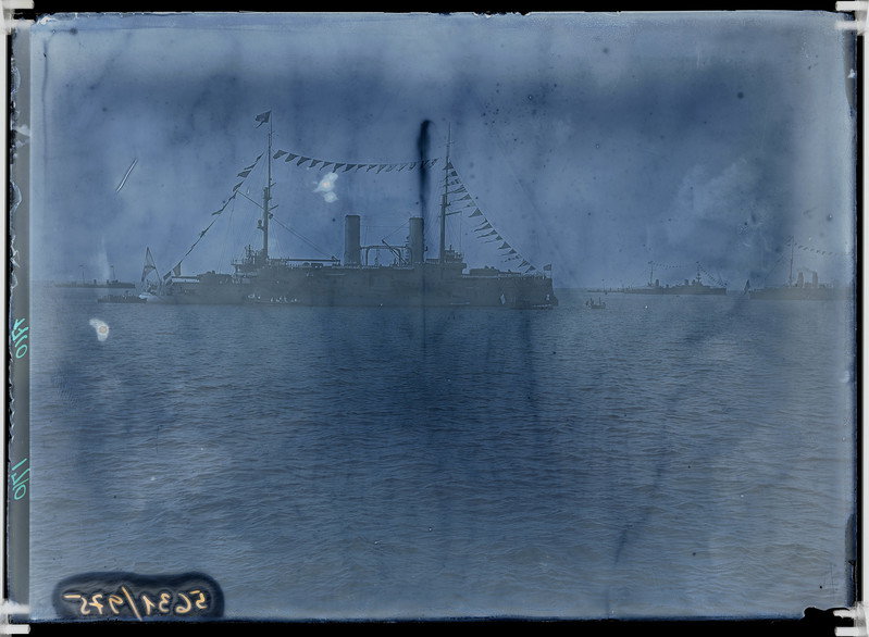 Sõjalaevad Tallinna reidil