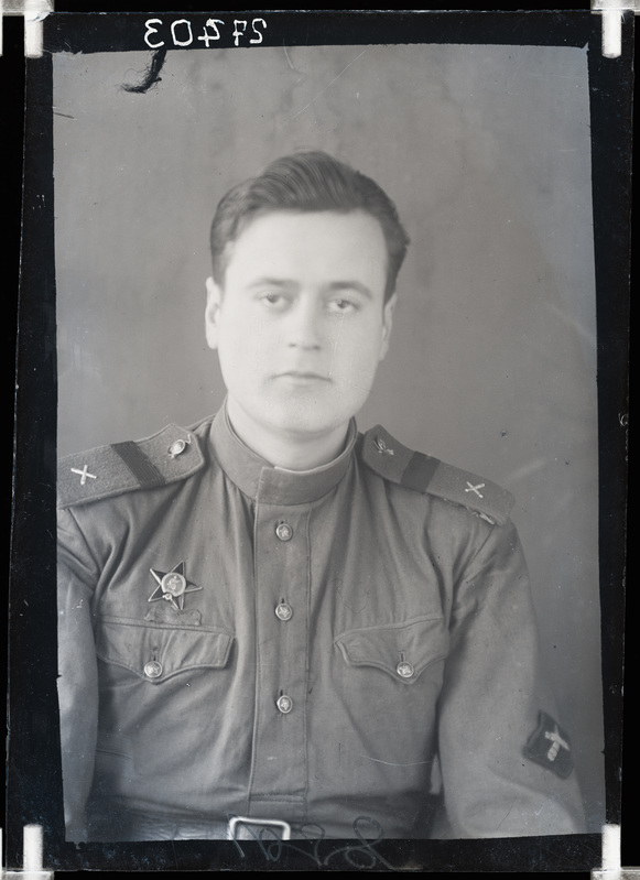 Leonid Maide, Eugeni poeg (s. 08.07.1922). Vanem, komandöri asetäitja - partisan.